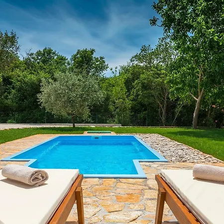 Bilen Villa Medulin